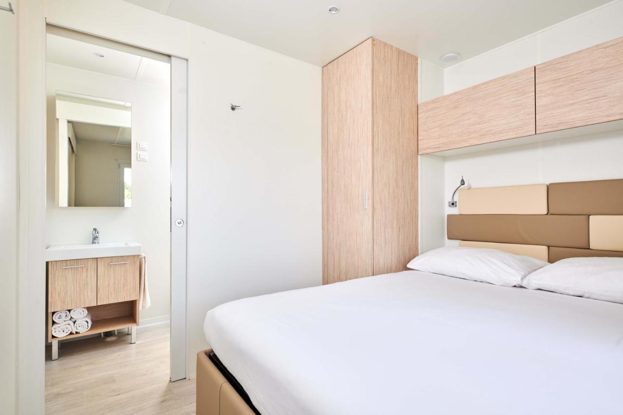 Two-Bedroom Mobile Home Terrace