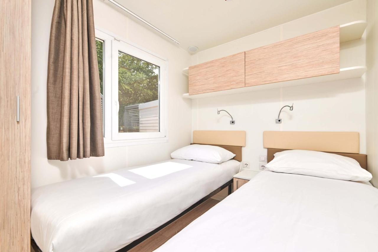 Two-Bedroom Mobile Home Terrace