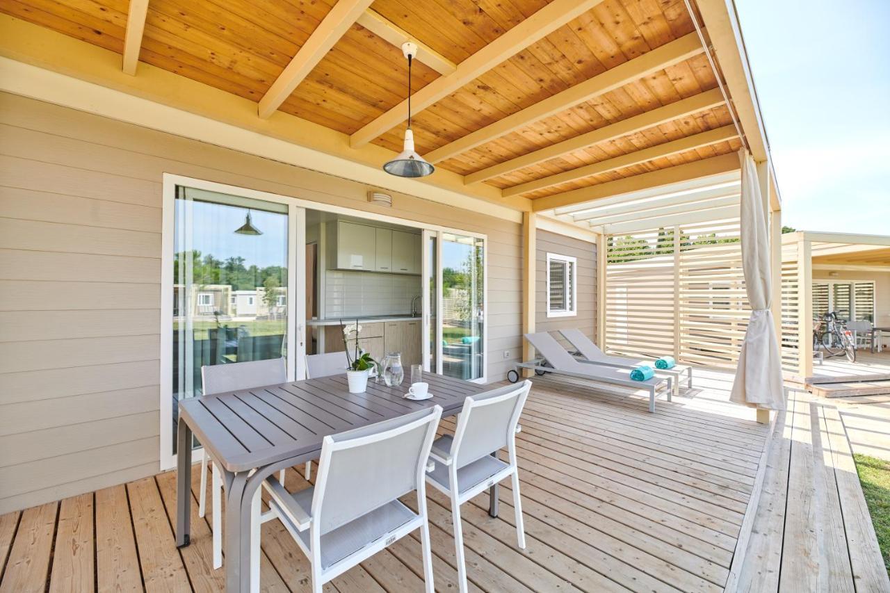 Two-Bedroom Mobile Home Terrace