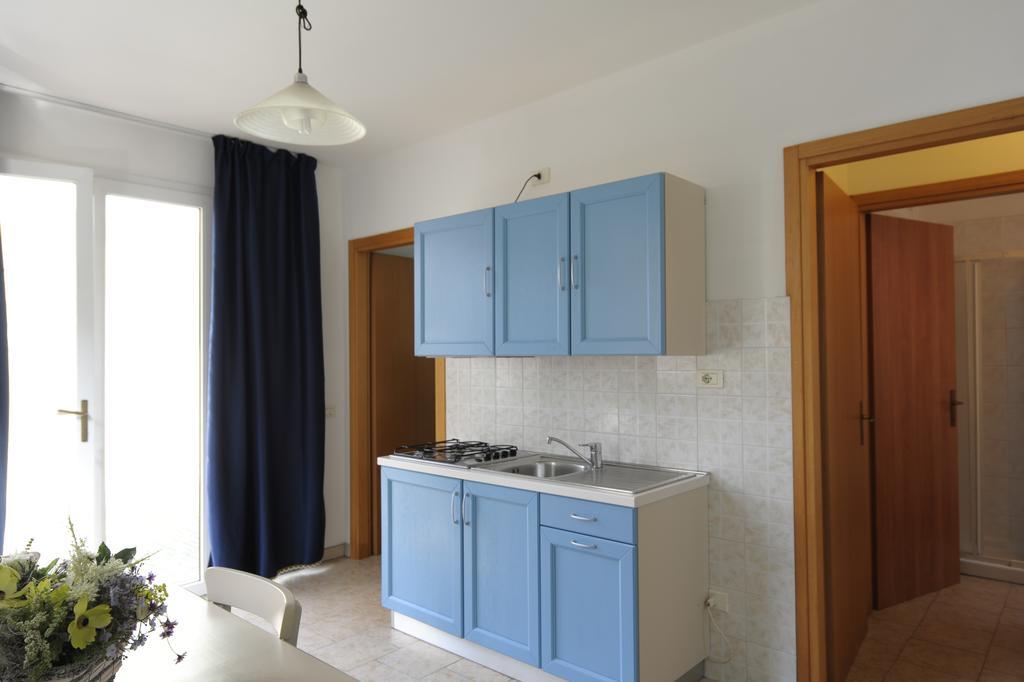 Large One-Bedroom Apartment