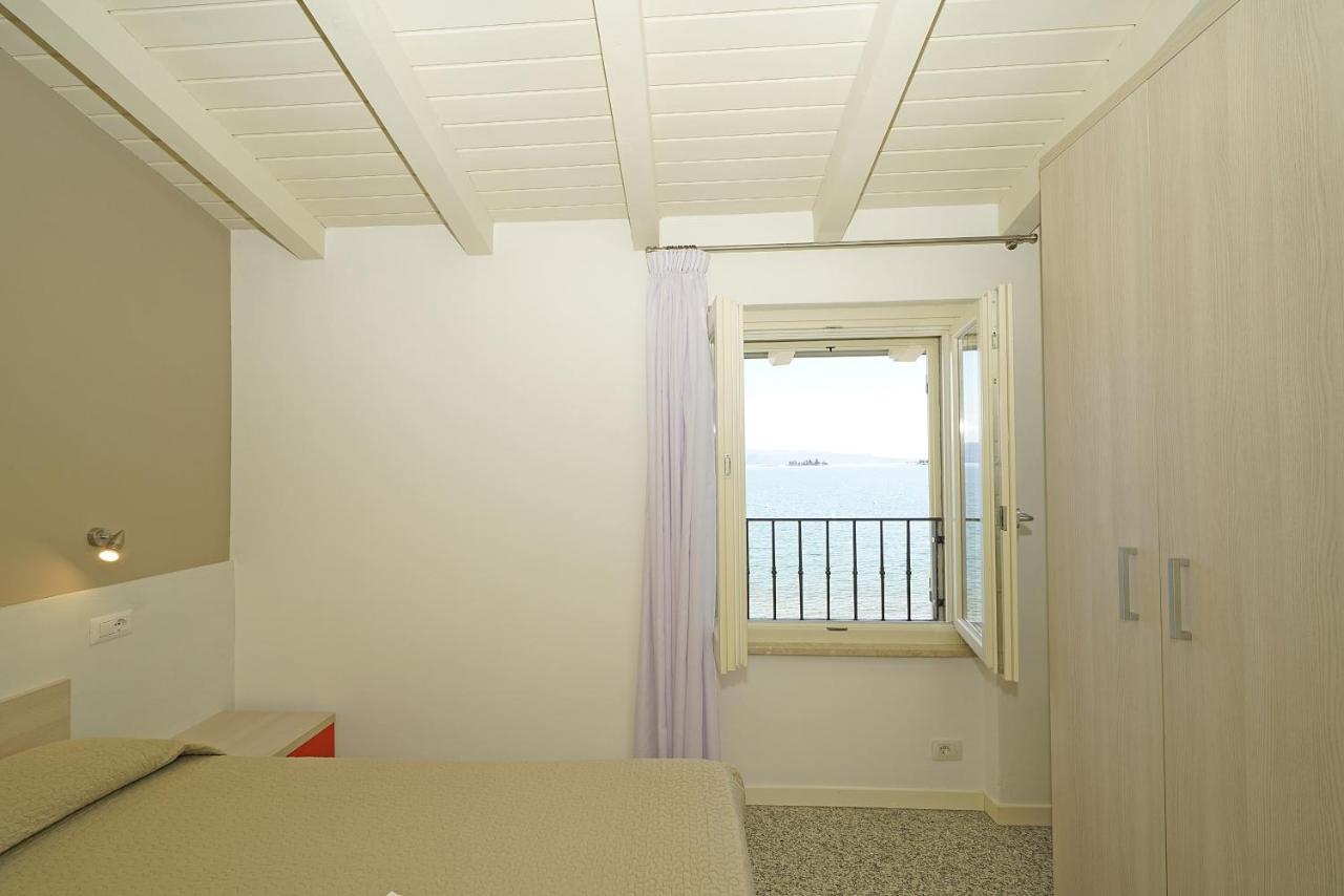 Two-Bedroom Apartment Lake View