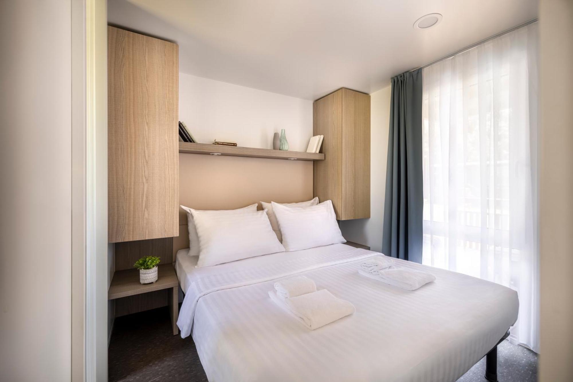 Premium Family Three-Bedroom Mobile Home