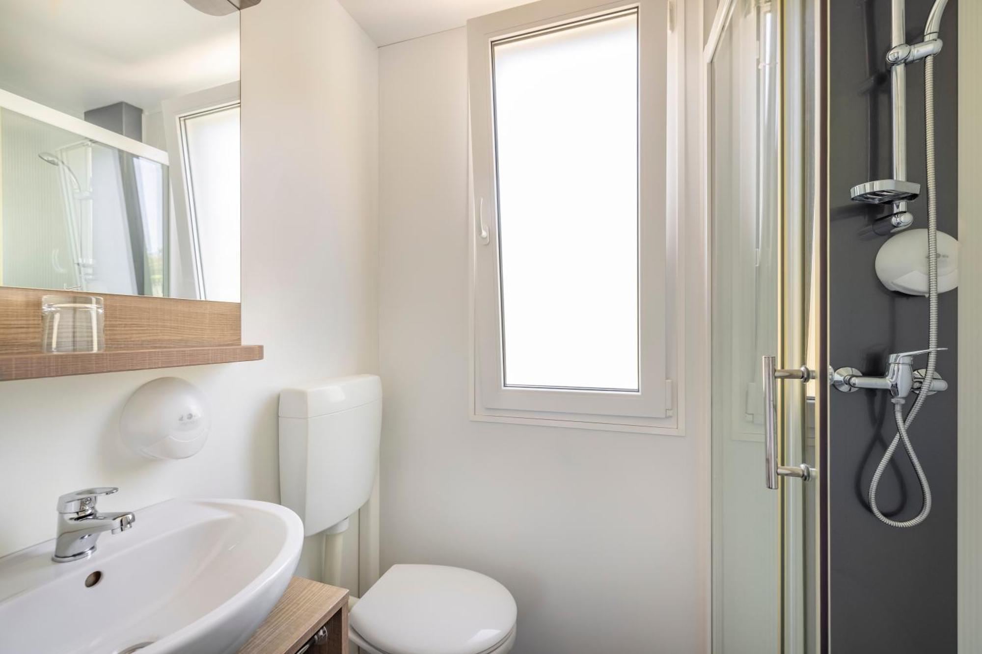 Premium Family Three-Bedroom Mobile Home