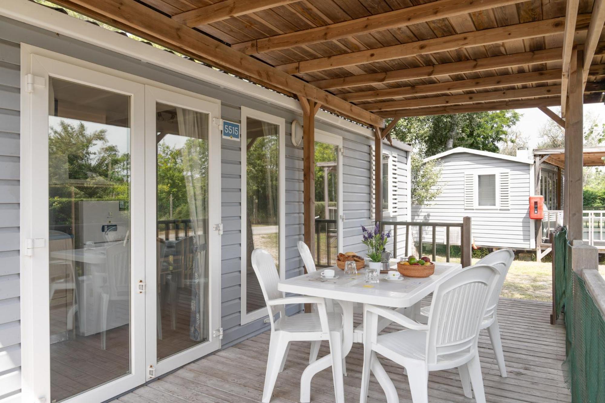 Standard Mobile Home Large