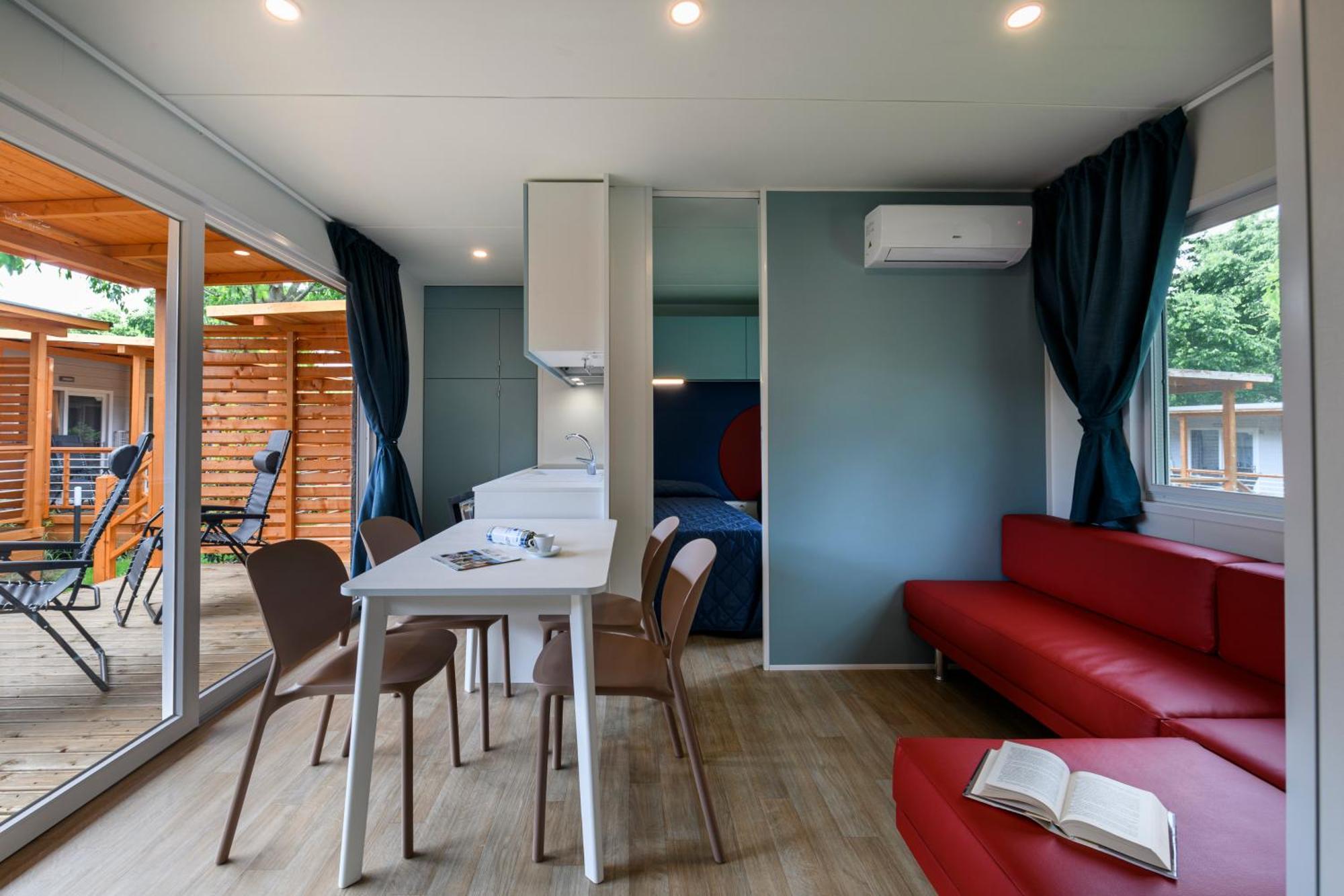 Deluxe Mobile Home