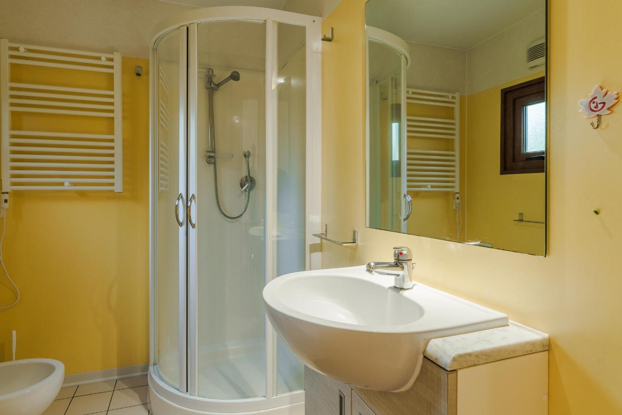 Bungalow con 2 Camere da Letto