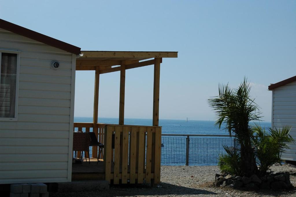 Casa mobile con vista mare