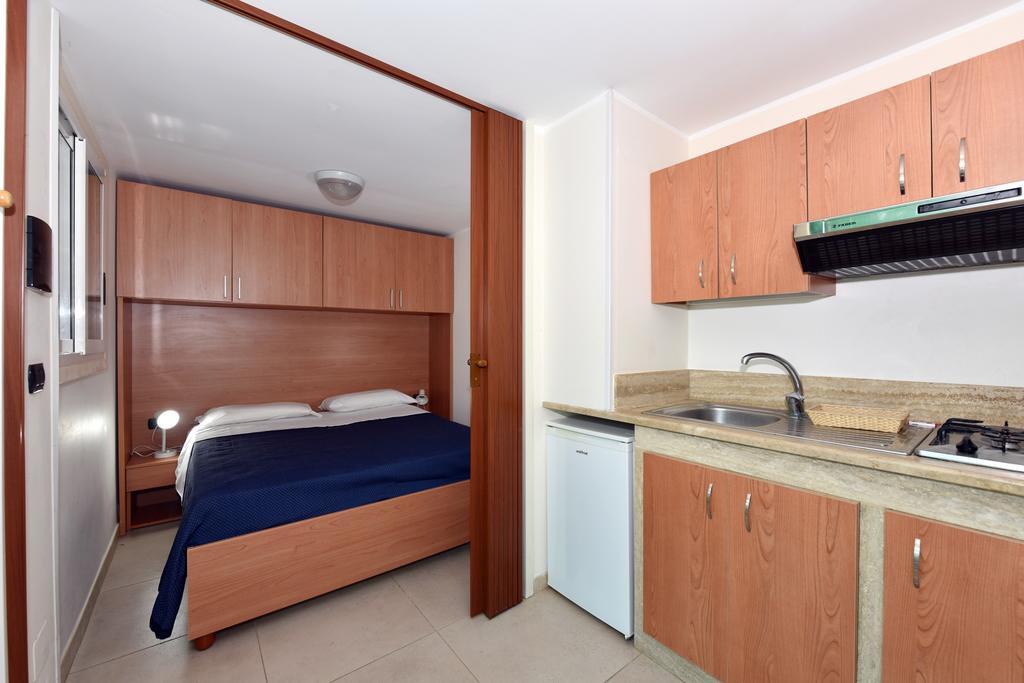 One-Bedroom Bungalow
