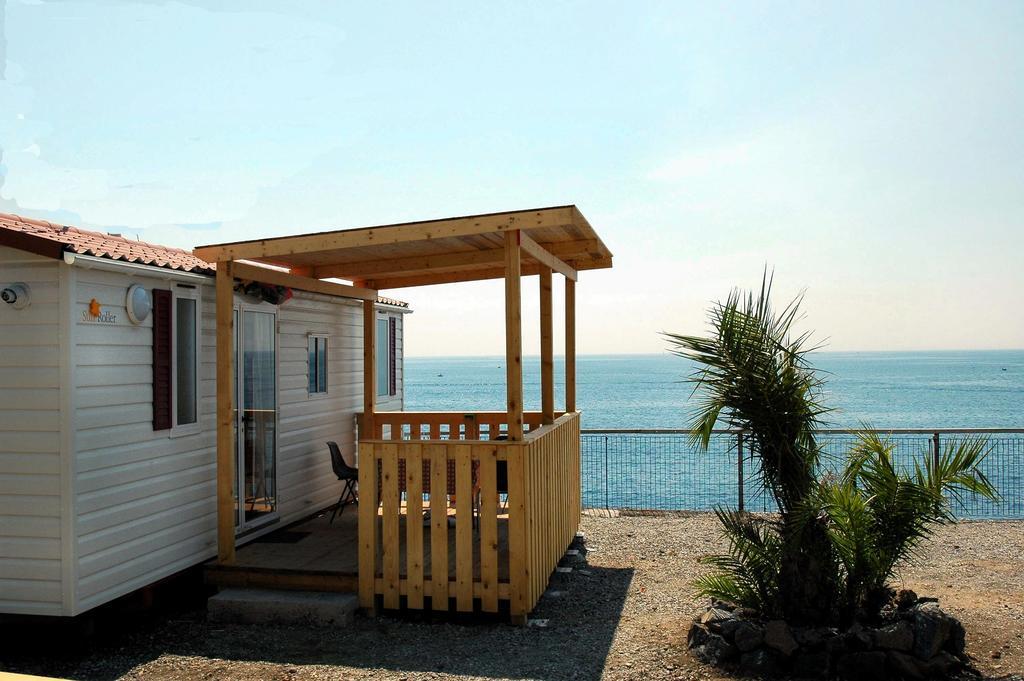 Casa mobile con vista mare