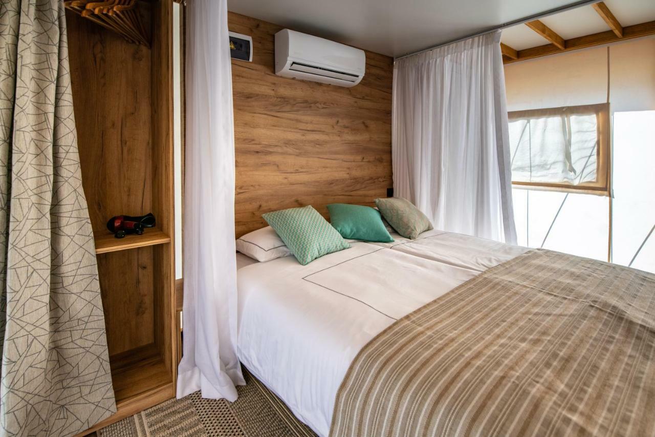 Tenda Safari Superior con 2 Camere da Letto e Vista Mare