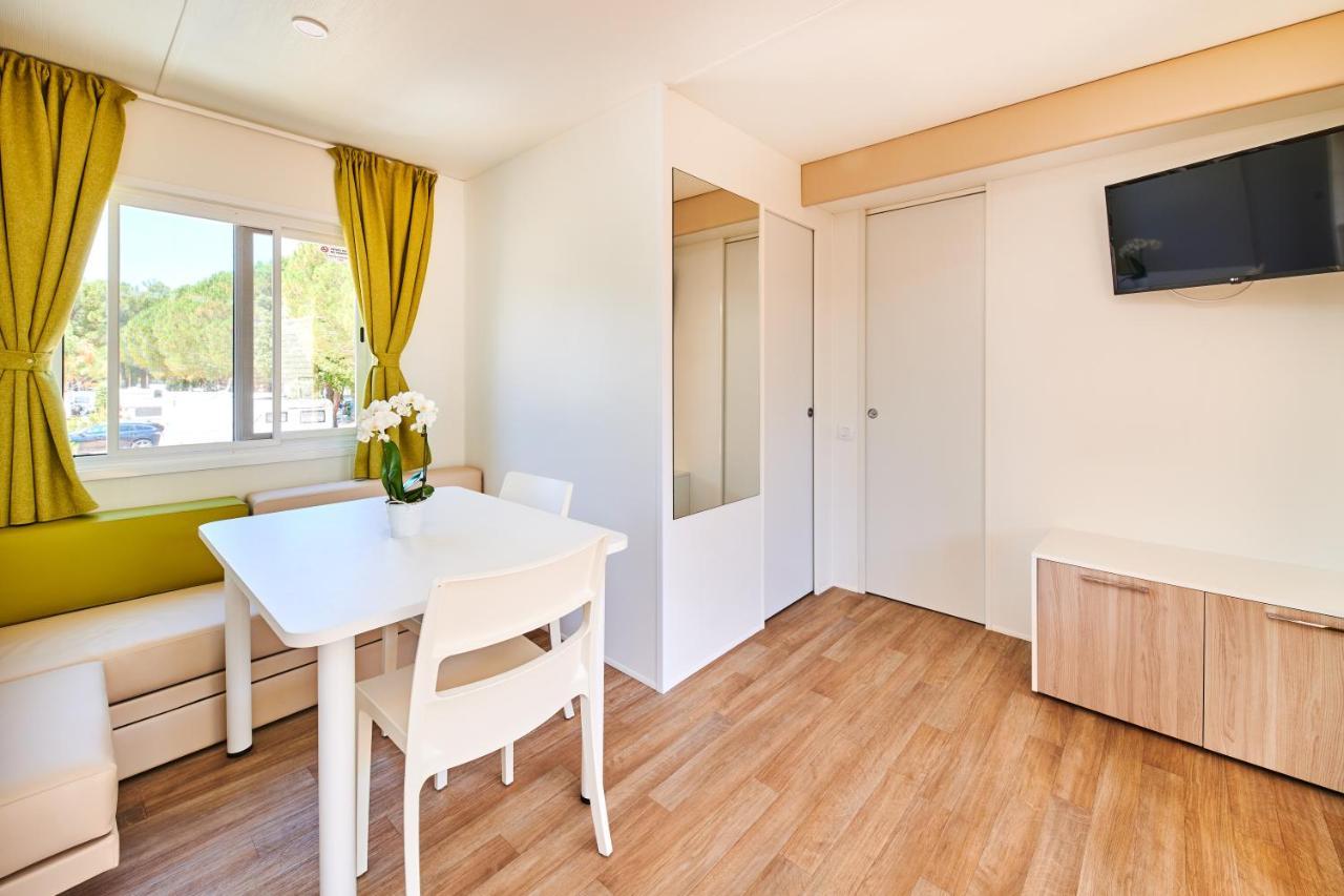 Two-Bedroom Mobile Home Terrace