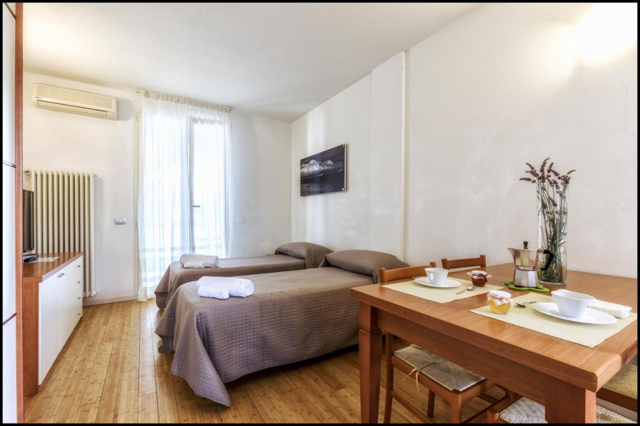 Large One-Bedroom Apartment