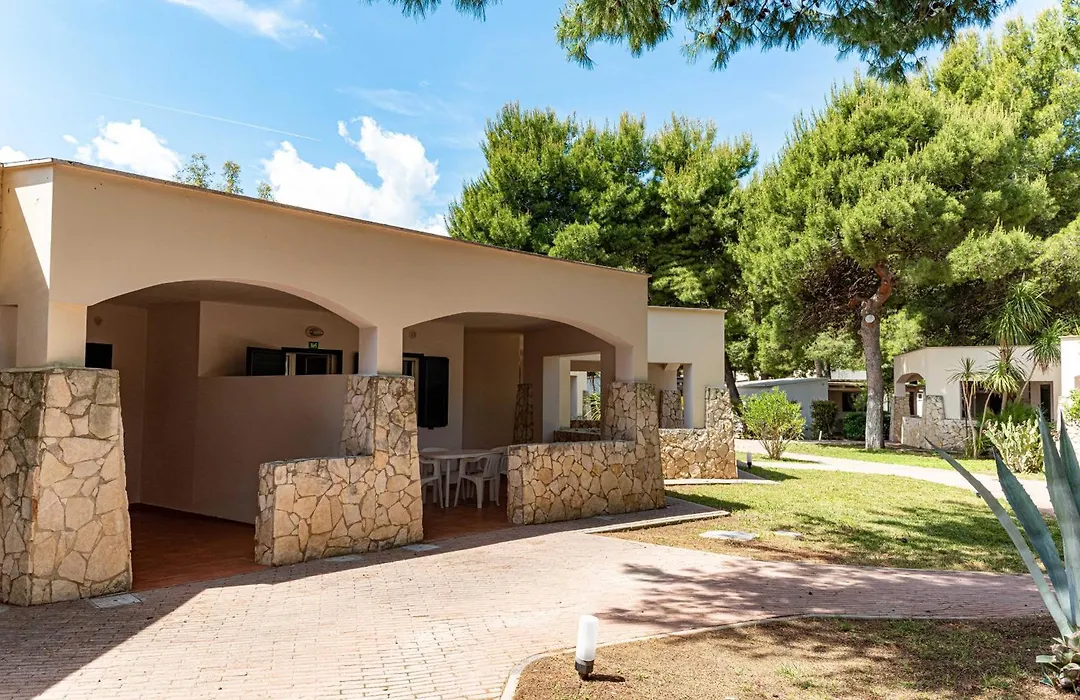 Villaggio Camping Spiaggia Lunga-1