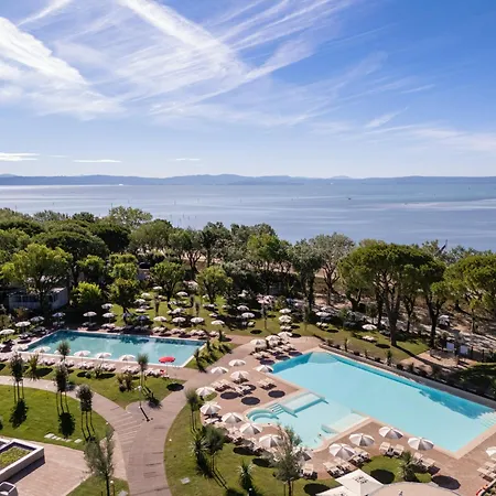Club Del Sole Tenuta Primero Grado Family Resort-3