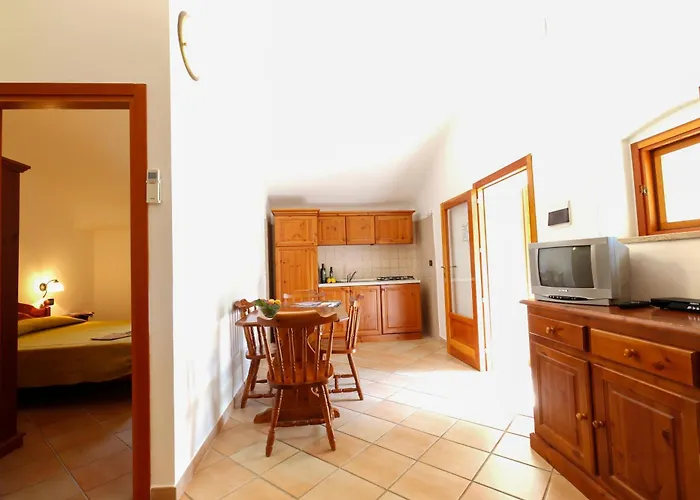 Hotel Baia Di Campi Vieste